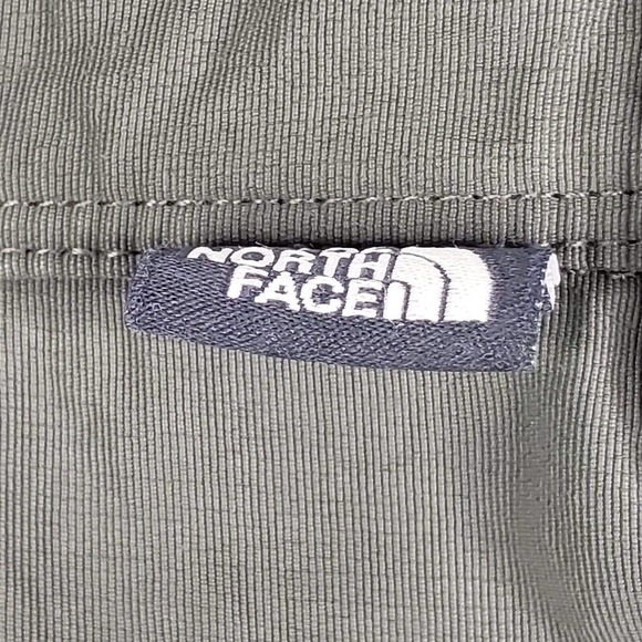 The North Face Mens Size 40 Cargo Shorts Solid Green Pockets Zip Fly Belt Loop - Picture 6 of 13